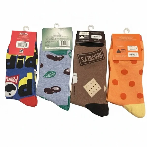 Reese's, Junior Mints, S’mores & PringlesThemed Adult Sock Bundle NWT’S - Picture 6 of 6